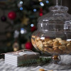 Ar žinote, kokie saldėsiai puikuojasi ant kalėdinio stalo svetur?