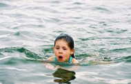 Tik kas septintas 5-10 metų vaikas moka plaukti