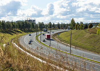 Pabrangusių degalų efektas: vežėjai pilasi užsienyje, o pasienio degalinės skaičiuoja nuostolius