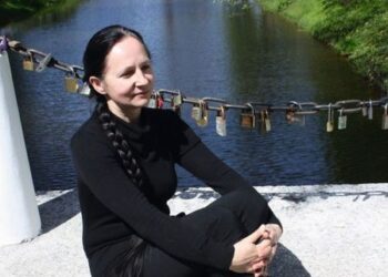 Nuo gėlių iki likimo paslapčių