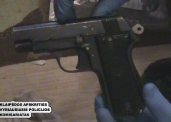 Uostamiesčio pareigūnai išnarpliojo painią ginklų dingimo istoriją