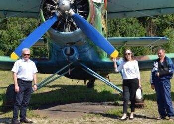 Mažeikiuose lankėsi viešnia iš Amerikos – lakūno Julijono Kumpikevičiaus dukra