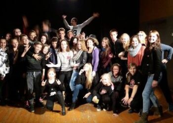 Plungės teatro „Saula“ aktoriai dviem dienom tapo universiteto studentais