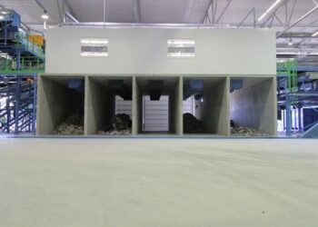 Duris atveria moderni atliekų rūšiavimo gamykla Klaipėdoje