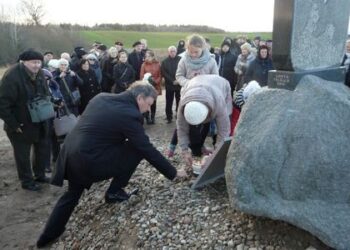 Tauta gyva, kol gyva jos atmintis