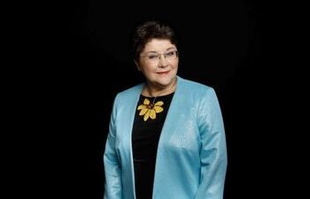 Zita Kelmickaitė apie pakitusias lietuvių tradicijas: kaip sužadėtuvių žiedelį pakeisdavo riešutai