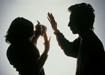 Pagalba smurtą artimoje aplinkoje patyrusiems asmenims