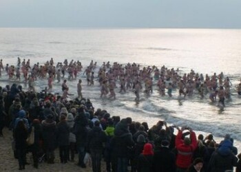 Sveikuoliai ruošis 30-osioms žiemos maudynėms Palangoje