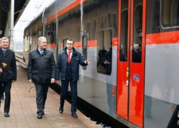 Tarp Vilniaus ir Klaipėdos veš nauji modernūs traukiniai