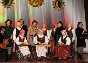 Plungės kultūros centras kviečia švęsti Lietuvos valstybės atkūrimo dieną