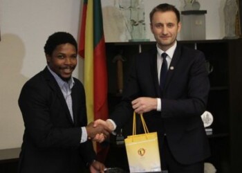 Savivaldybėje pasveikintas naujas Lietuvos regbio rinktinės treneris