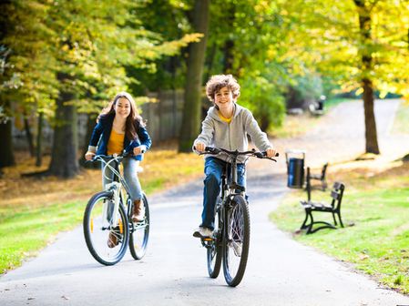 Klaipėdoje jaunimas į mokslo įstaigas bus skatinamas judėti dviračiais
