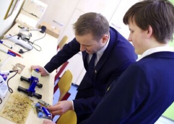 Kviečiu į modernų ,,Saulės robotų mūšį“