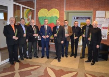 Sveikino moteris Kovo 8-osios proga