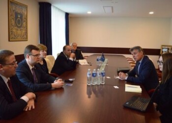 Palangos miesto vadovai su aviakompanijos „Ryanair atstovais aptarė platesnio bendradarbiavimo galimybes