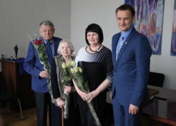 Pasveikinti Šiaulių miesto garbės piliečiai