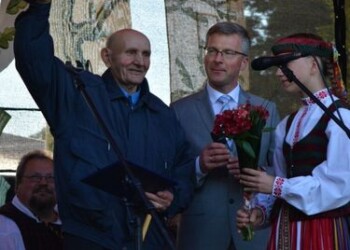 Ženklu „Už nuopelnus Jurbarko kraštui“ apdovanotas ilgametis bandonininkas Benediktas Toliušis