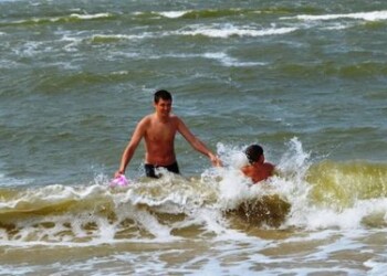 Jūroje ties Palanga maudytis saugu – vandens bei paplūdimių smėlio kokybė atitinka higienos normas