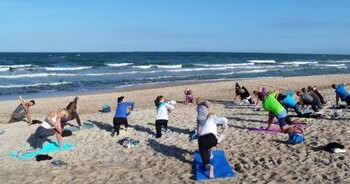 Jogos užsiėmimai grįžta į Neringos paplūdimius