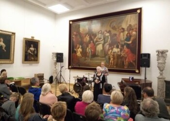 „Mėnesienos kuždesiai“ atsisveikino iki kitų susitikimų