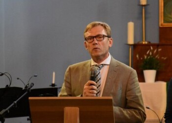 Prezidentui Valdui Adamkui įteiktas medalis „Už nuopelnus Neringai“