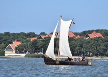 Nidoje startavo kelias dienas truksianti „Burpilio“ regata (akimirkos)