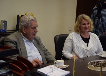 Mažeikiuose viešėjo gimnazijos steigėjo Merkelio Račkausko vaikaitis Tomas Venclova