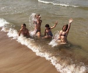 Palangoje šimtai šalies vaikų pirmą kartą pasveikino jūrą