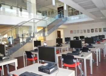 Šiandien Telšių Karolinos Praniauskaitės viešoji biblioteka atgimsta naujam gyvenimui