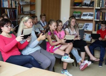 „Kūrybiškas naudojimasis planšetiniais kompiuteriais“  Kuršėnų Vytauto Vitkausko bibliotekoje
