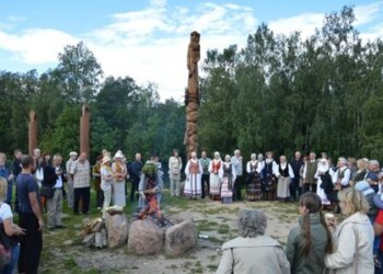 Žolinės tradicijos Naisiuose