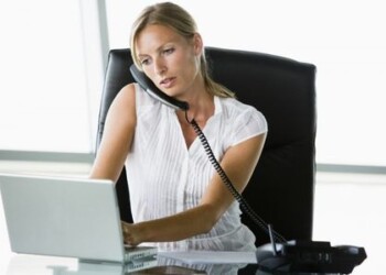 Kaip išsaugoti gerą savijautą dirbant sėdimą darbą?