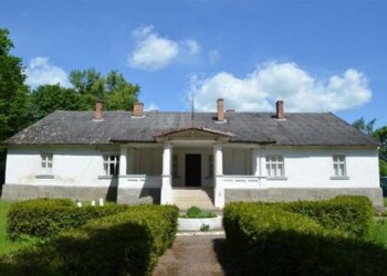 Siekiama prikelti Dabikinės dvarą