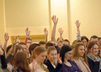 Moksleiviai balsuos, kurias partijas norėtų matyti Seime