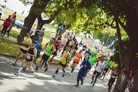 Paskutinįjį rugsėjo šeštadienį Nidos gatvėse vyks pusės maratono bėgimas