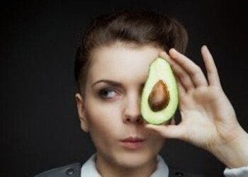 Naujas J. Vaitkutės darbas – jubiliejinė juosta iš mėsos