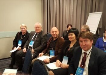 Patirtimi dalytasi tarptautiniu mastu