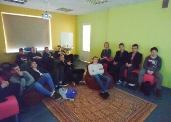 Alternatyva mokyklos klasei – interaktyvi jaunimo erdvė bibliotekoje