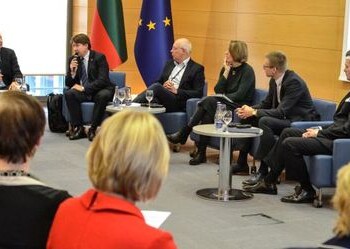 Meras pristatė Savivaldybės paramos Ukrainos vaikams iniciatyvas