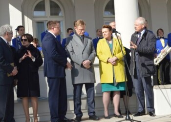 Palanga įvertino Lenkijos profesorę, europinės reikšmės kultūros tyrinėtoją M. Omilanowską – jai suteiktas Palangos miesto garbės pilietės vardas