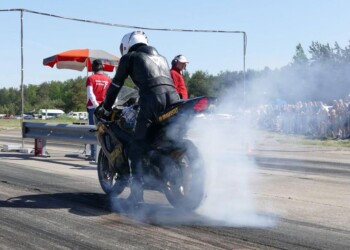 Automobilių ir motociklų griausmo fiesta DRAGFEST.LT atvyksta į Druskininkus