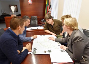 Apžvalgos bokštui – jo sumanytojų dėmesys