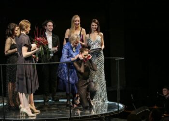 „Auksinio scenos kryžiaus“ šeimininkė A.Krasauskaitė – laiminga teatro ir scenos „auka“