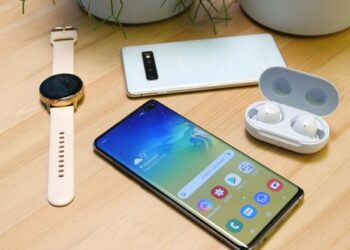 Samsung Galaxy S10 pristatytas! Tik kodėl 3 modeliai ir kuo jie skiriasi? [VIDEO]