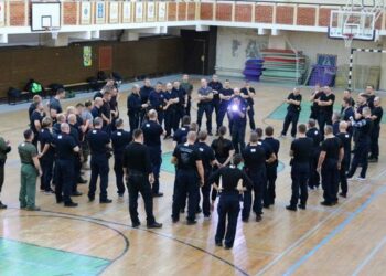 Policijos instruktoriai savo įgūdžius tobulino tarptautiniuose mokymuose