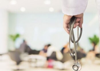 Įstaigos kviečiamos ieškoti būdų, kaip gerinti lėtinių ligonių gydymą