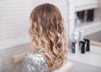 Ombre – išskirtinis plaukų dažymo būdas