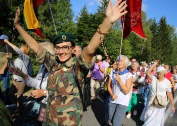 Mama šaulė Giedrė Nakutienė: svarbu ir ginklą mokėti valdyti, ir būti žmogumi