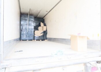 Dėl daugiau nei 272 tūkstančių eurų vertės kontrabandinių cigarečių – teisiamųjų suolas