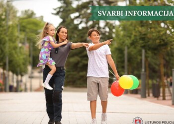 Mokiniams į pagalbą skuba policija su savanoriais